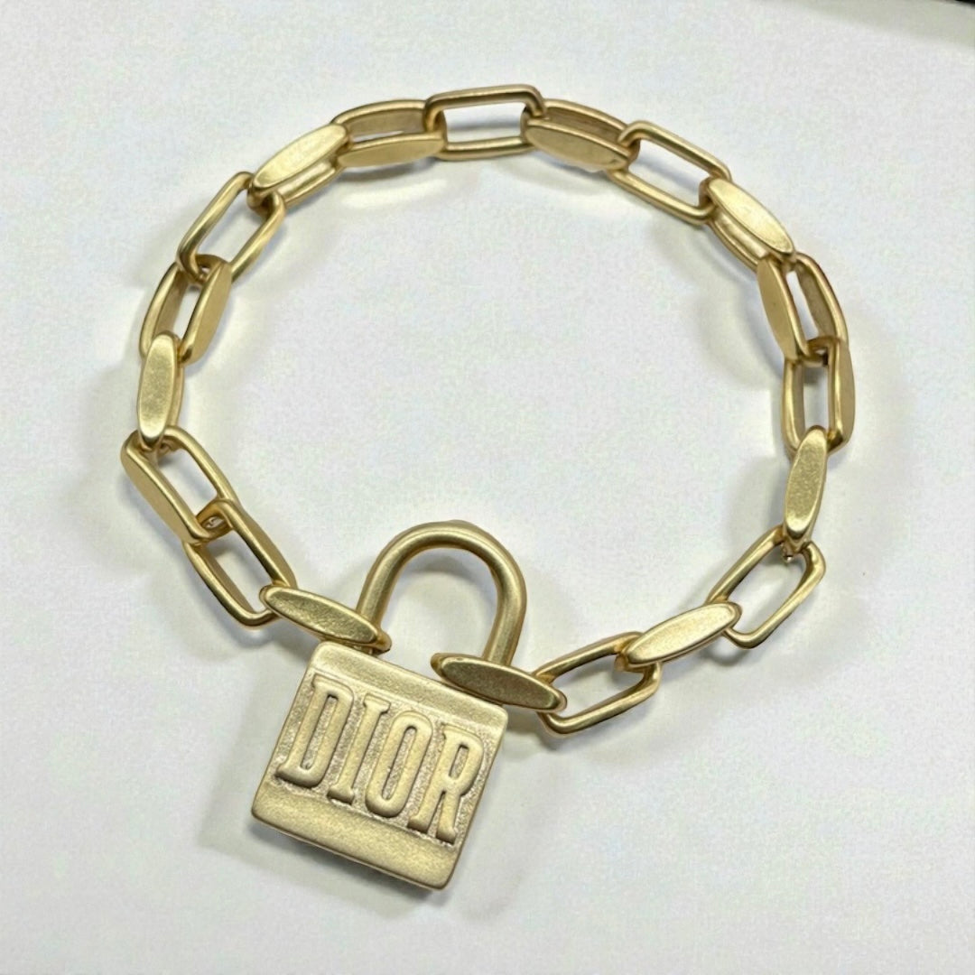 Dory Lock Bracelet
