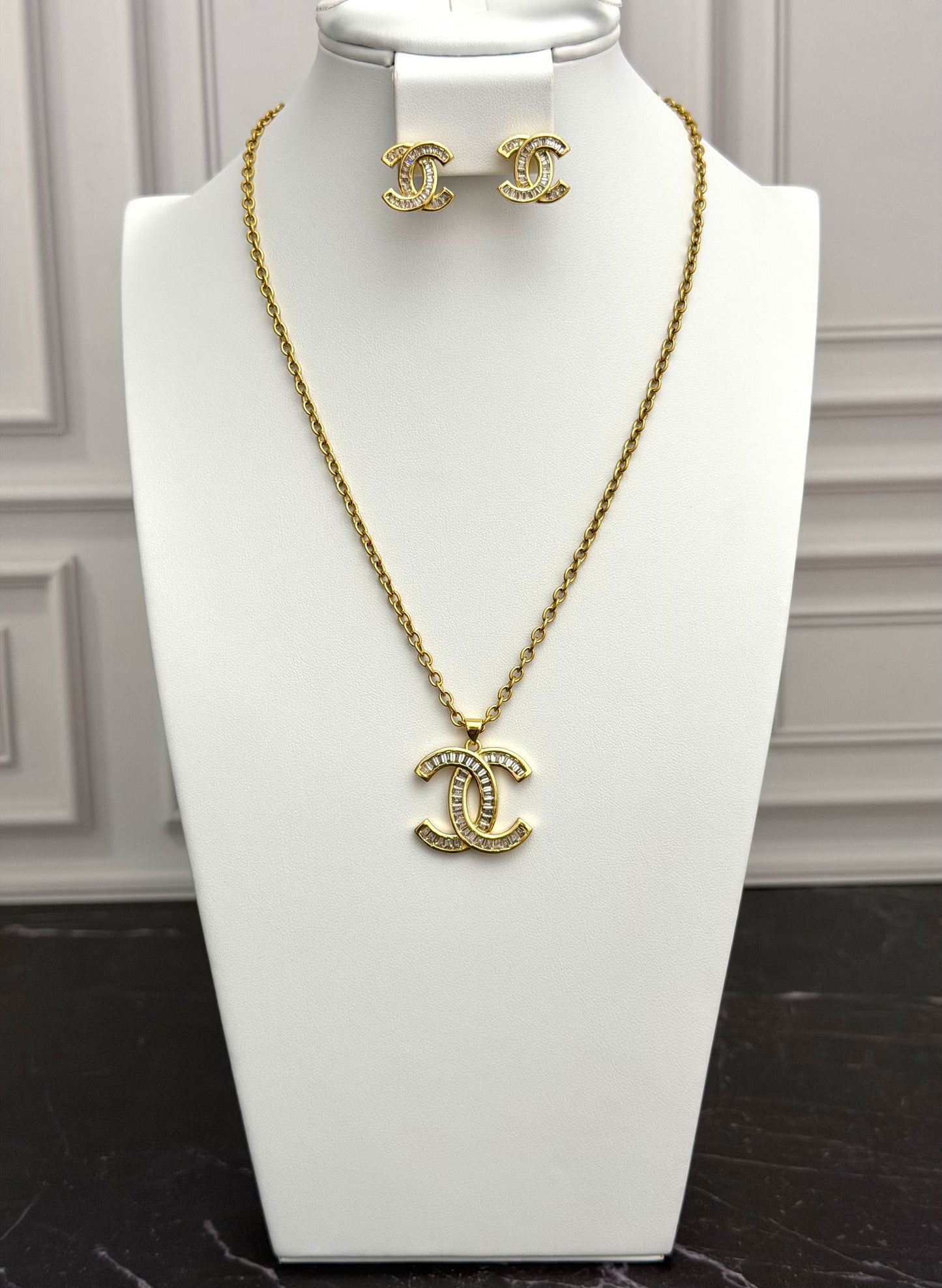 Gold Logo Set