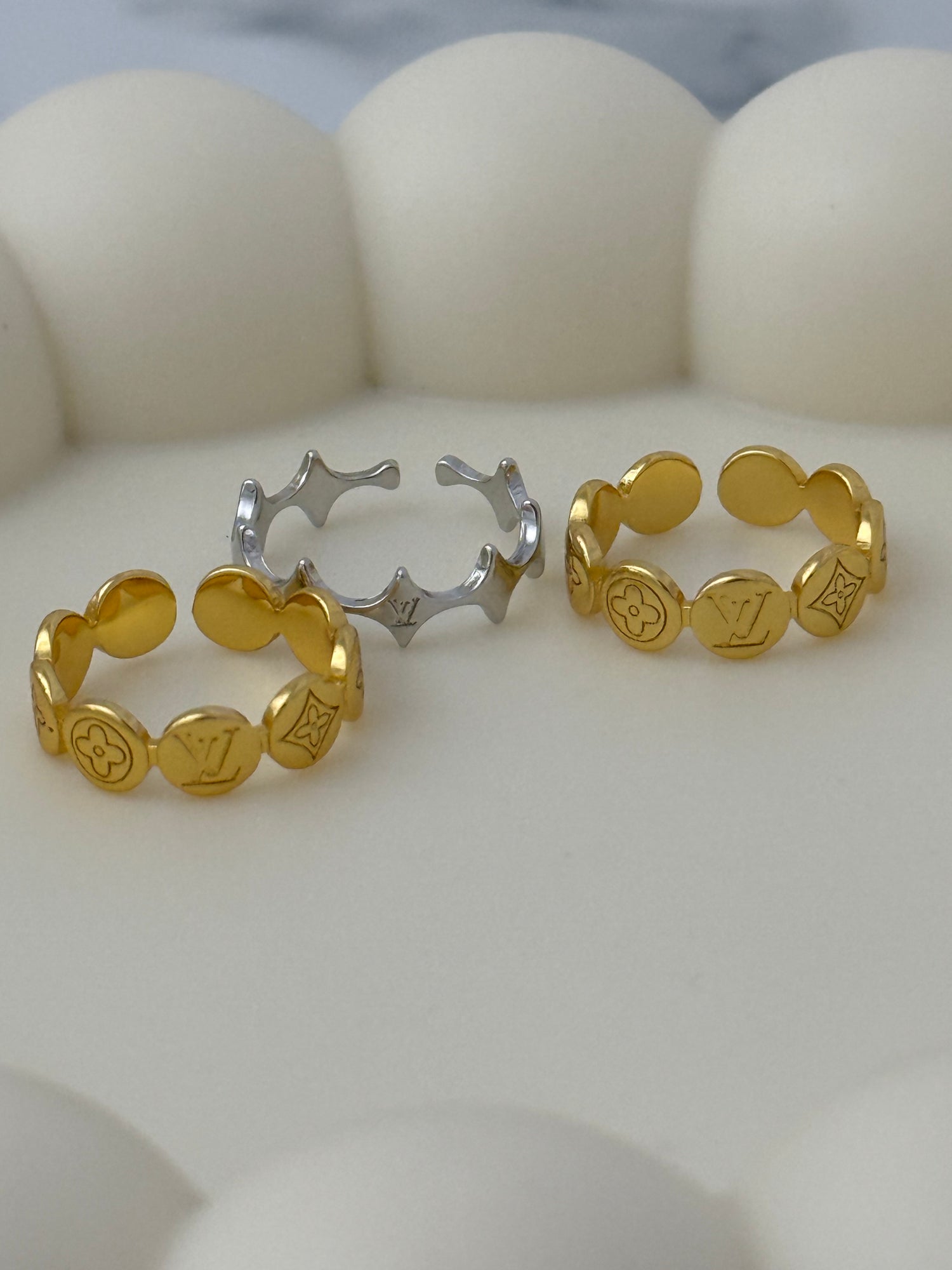 RINGS