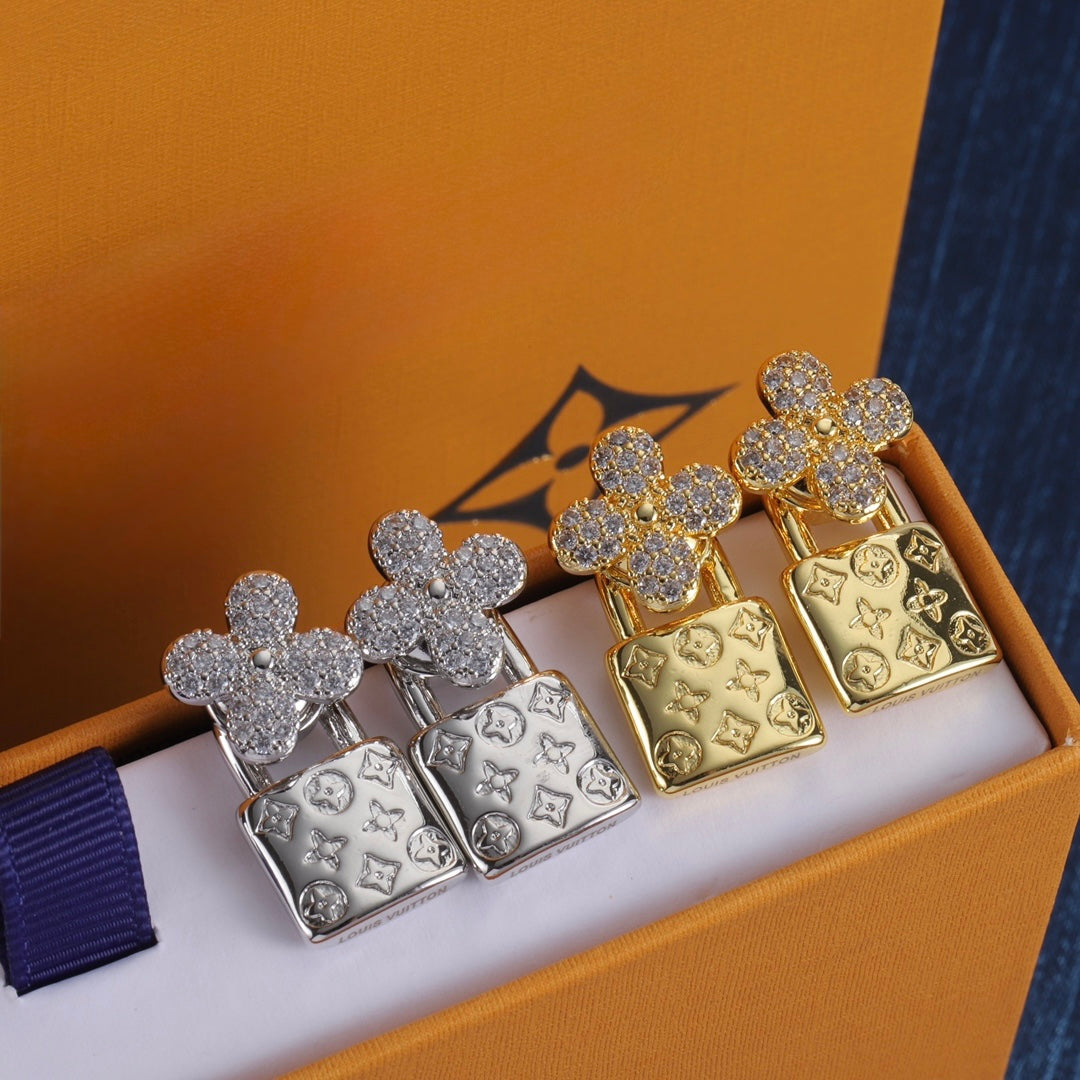 Trébol Earrings