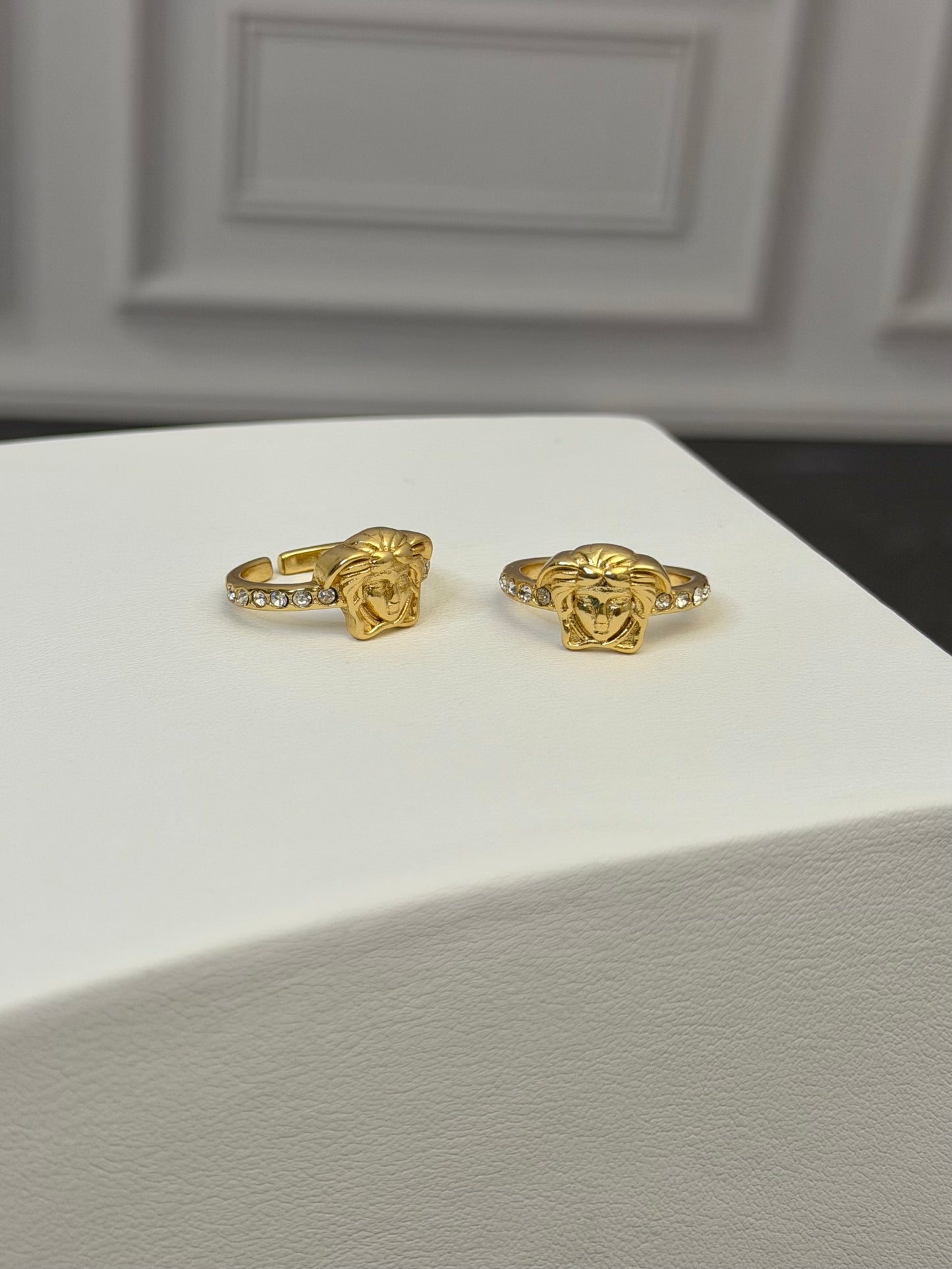 Medusa Ring