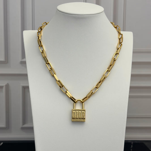 Dory Lock Necklace