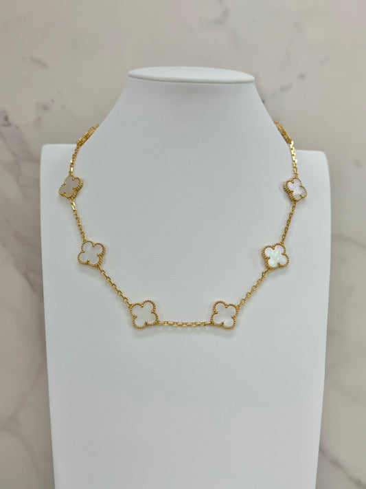 Clover White Necklace
